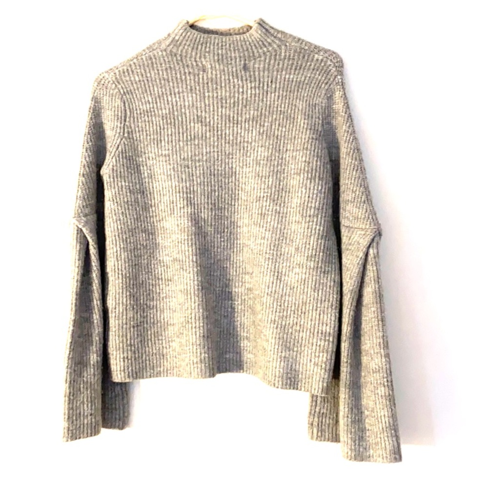 grey belle sleeve sweater so cute! sz smalll